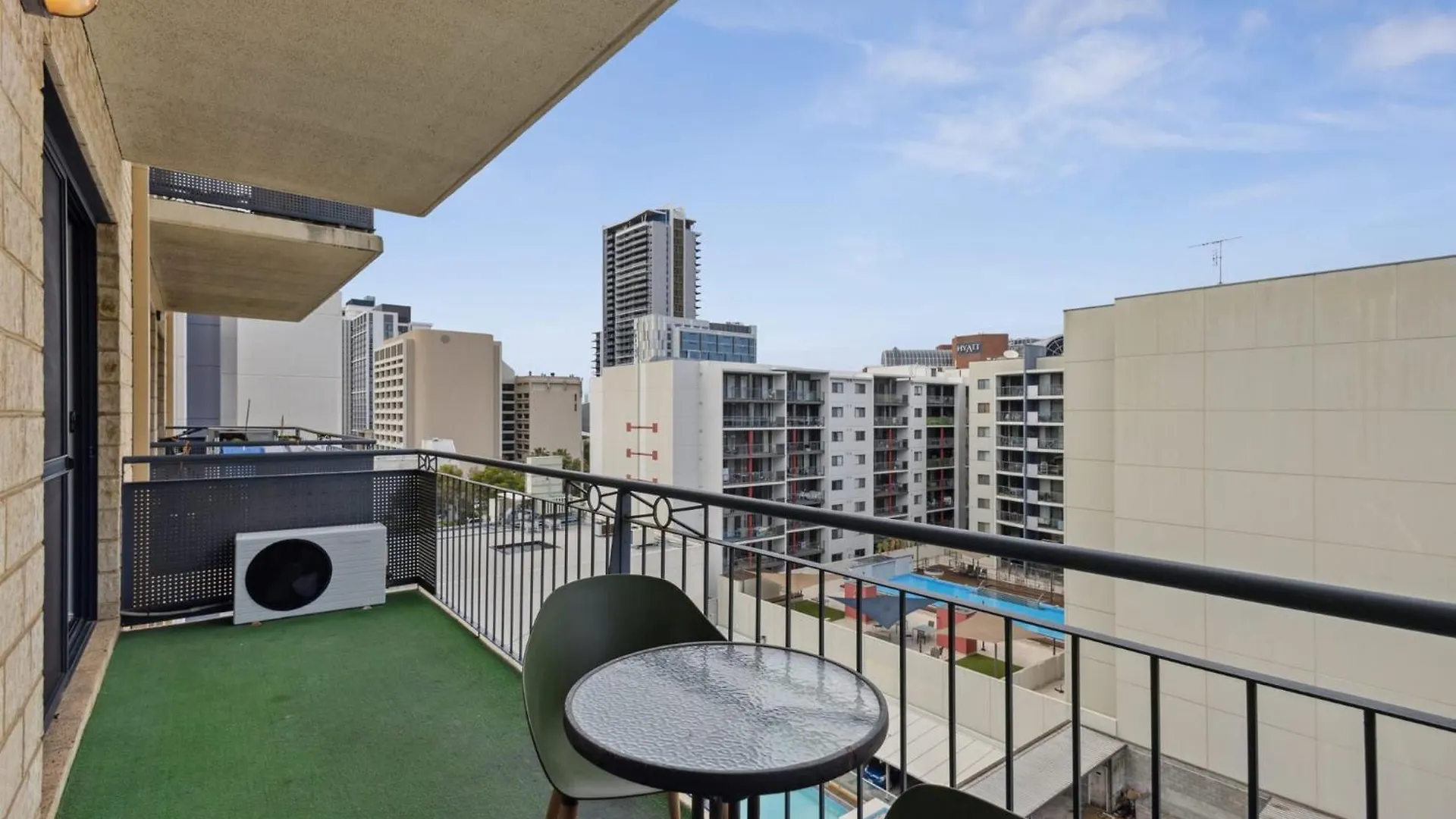 Cozy City Apartment With Stunning Views And Ameni Perth